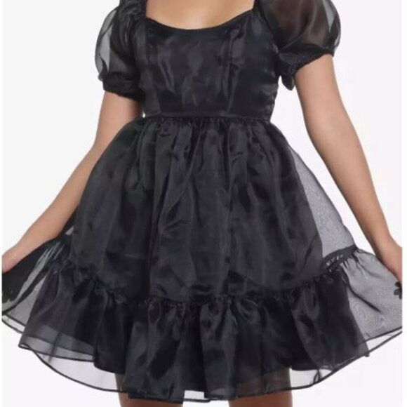 Thorn & Fable Dresses & Skirts - Hot Topic Thorn & Fable Black Organza Tiered Dress Size M Witchy Whimsy Goth